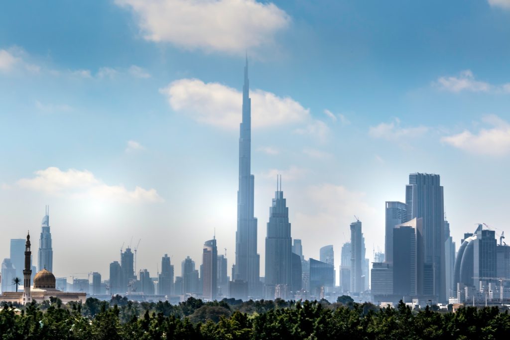 Ouvrir un compte à Dubaï " Privé & Société (y compris banques & frais)